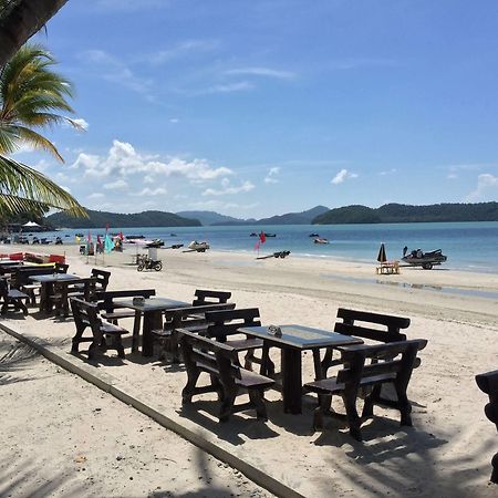 Sandy Beach Resort By Casa Loma Pantai Cenang  Exterior photo